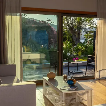 Miamai Boutique - Adult Only Hotel 3*