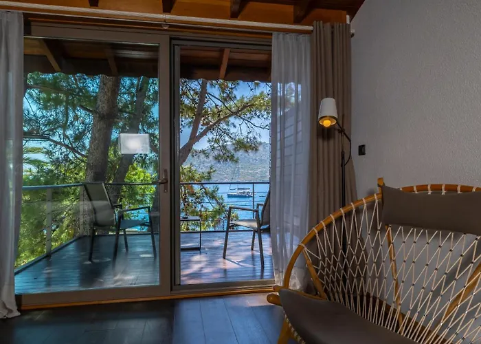 Miamai Boutique - Adult Only 보즈부른