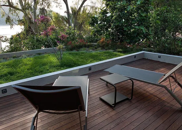 Miamai Boutique - Adult Only 3*