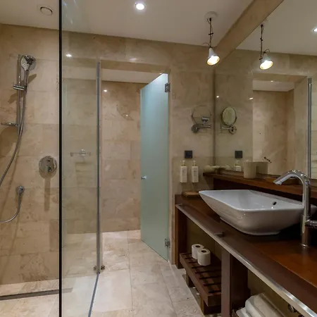 Miamai Boutique - Adult Only Hotel 3*