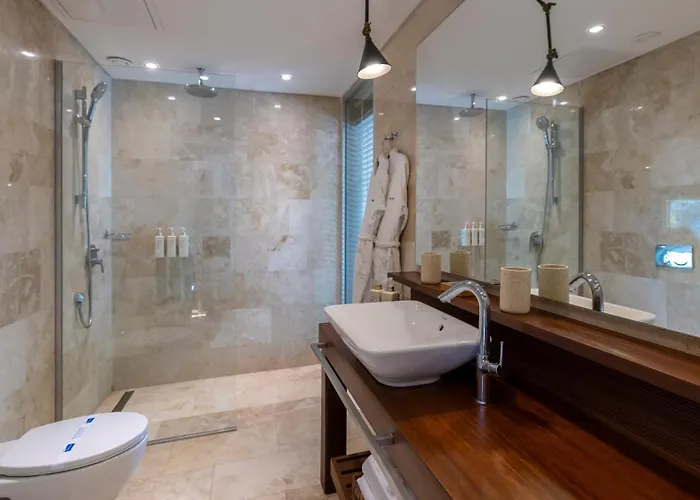 Miamai Boutique - Adult Only Hotel