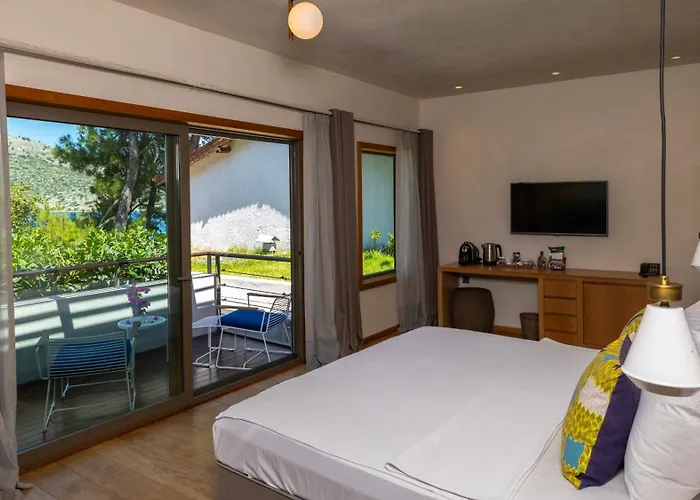 Miamai Boutique - Adult Only